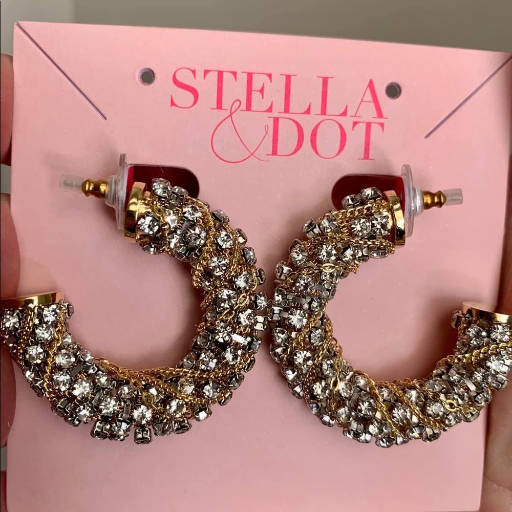 New in Box Stella and Dot Chain Jewel Hoop Earrings